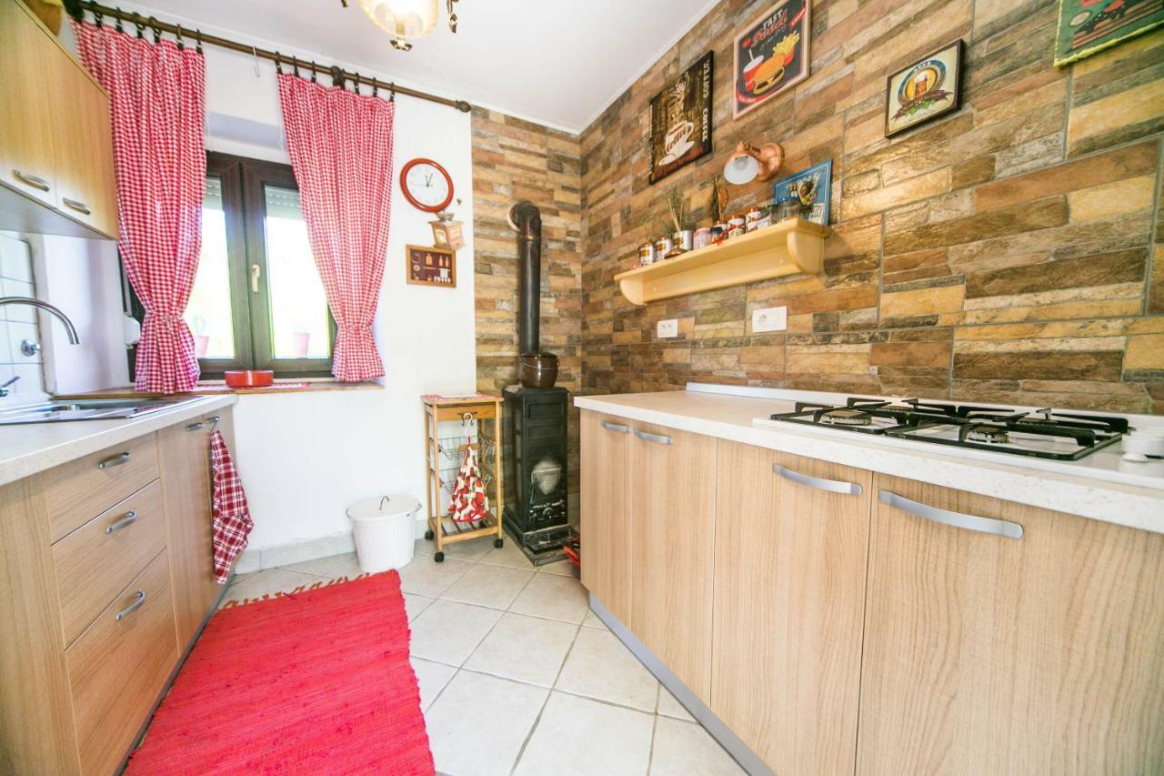 Hostal Cozy Istrian House Izola Exterior foto